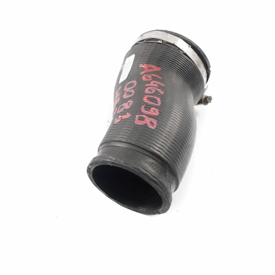 Tubo flujo aire OM646 Diesel para Mercedes W639 W906 Turbo Intercooler con número de pieza A6460980083 Mercedes W639 W906 Turbo Intercooler Tubo flujo aire OM646 Diesel - SKU A6460980083 - Número de pieza A6460980083