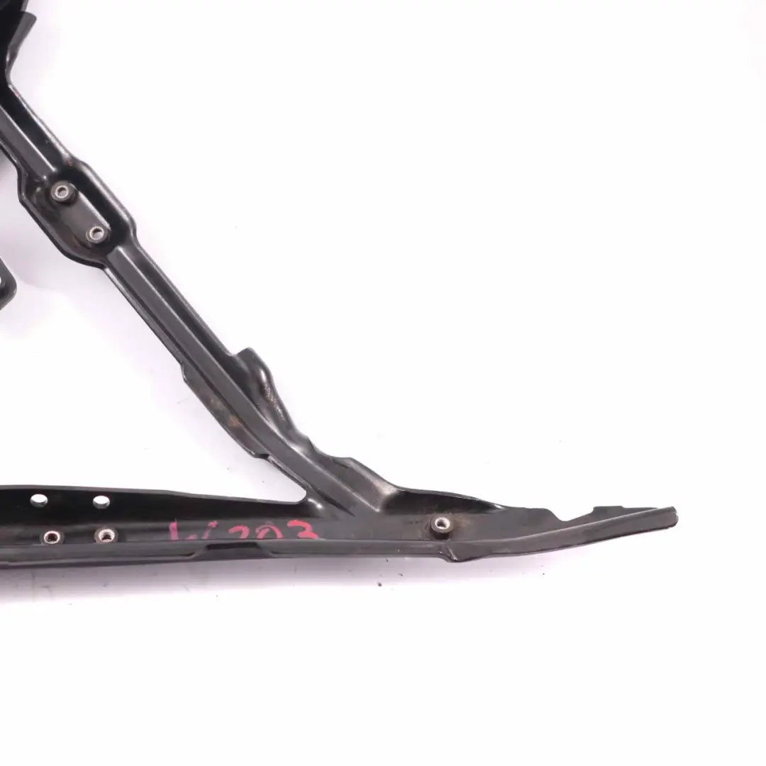 Support moteur Mercedes W203 W209 W211 OM646 Support pour à propos du numéro de pièce A6460980329 Support moteur Mercedes W203 W209 W211 OM646 Support - SKU A6460980329 - Numéro de pièce A6460980329