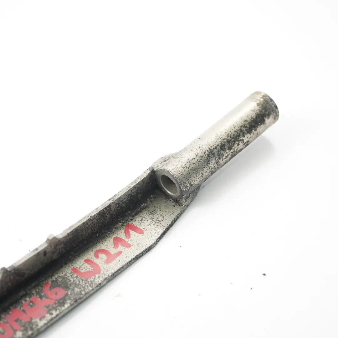 Puntone Mercedes W211 OM646 Raffreddatore EGR Staffa collettore aspirazione per con numero di parte A6460980529 Puntone Mercedes W211 OM646 Raffreddatore EGR Staffa collettore aspirazione - SKU A6460980529 - Numero di parte A6460980529