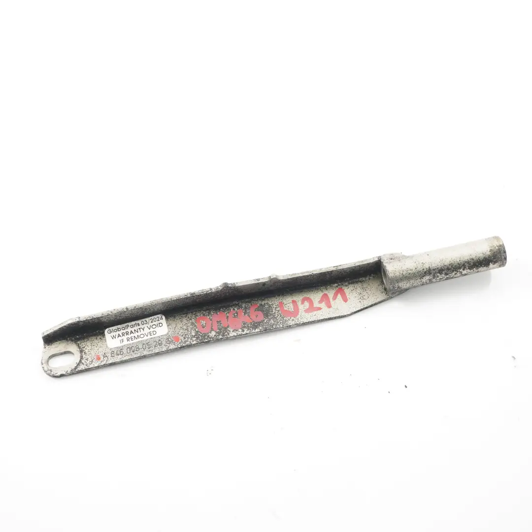 Mercedes W211 Diesel OM646 EGR Support du collecteur d'admission refroidisseur - SKU A6460980529 - Numéro de pièce A6460980529