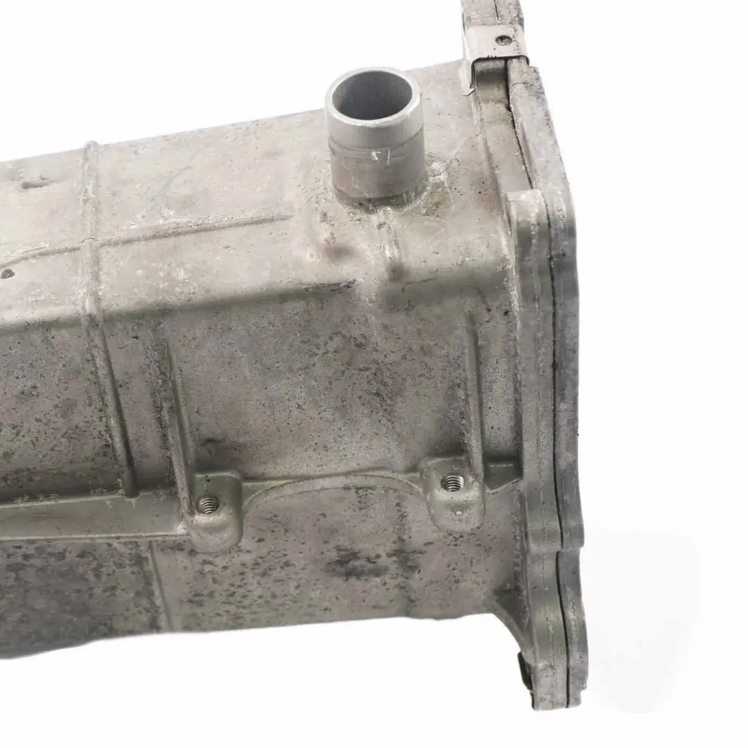 Enfriador EGR Mercedes W204 W211 OM646 Gas Escape Parte Radiador para con número de pieza A6461401075 Enfriador EGR Mercedes W204 W211 OM646 Gas Escape Parte Radiador - SKU A6461401075 - Número de pieza A6461401075