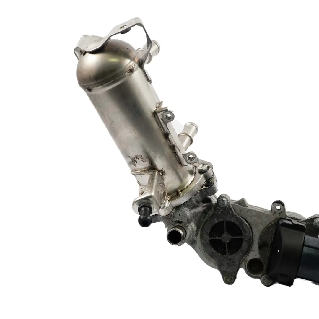 OM646 AGR Abgaskühler Kühler für Mercedes C E W204 W211 mit Teilenummer A6461401508 Mercedes C E W204 W211 OM646 AGR Abgaskühler Kühler - SKU A6461401508 - Teilenummer A6461401508