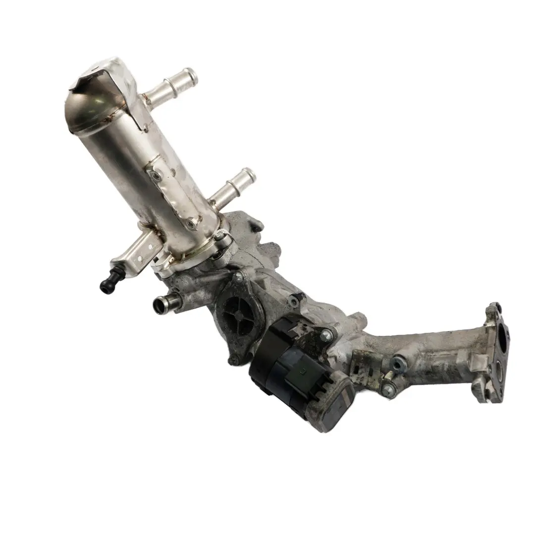 OM646 AGR Abgaskühler Kühler für Mercedes C E W204 W211 mit Teilenummer A6461401508 Mercedes C E W204 W211 OM646 AGR Abgaskühler Kühler - SKU A6461401508 - Teilenummer A6461401508