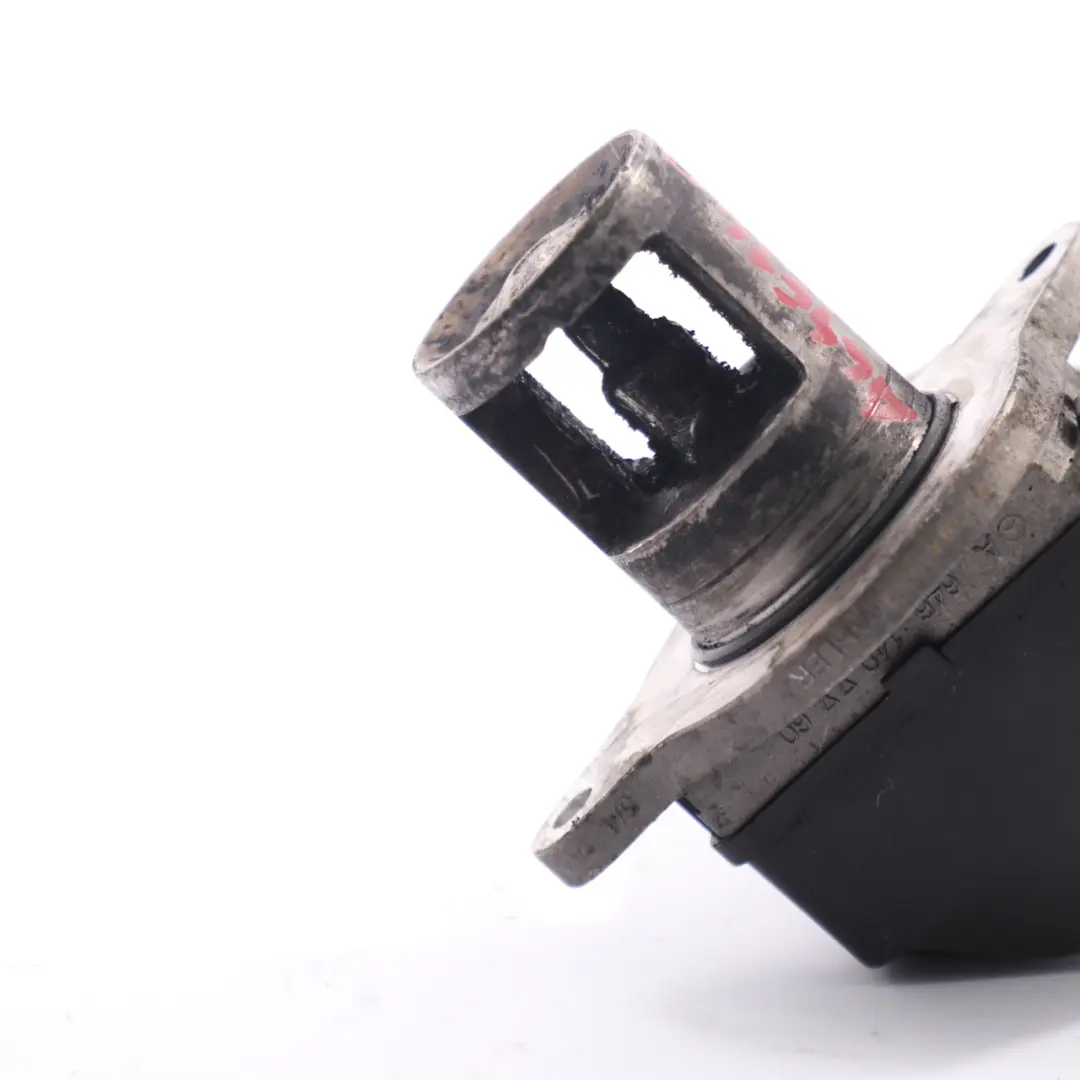 OM646 EGR Soupape Recirculation des gaz d'échappement pour Mercedes W204 à propos du numéro de pièce A6461402360 Mercedes W204 OM646 EGR Soupape Recirculation des gaz d'échappement - SKU A6461402360 - Numéro de pièce A6461402360