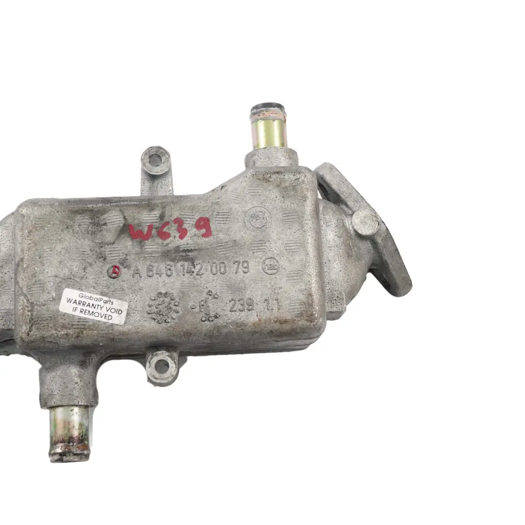 OM646 EGR Scambiatore Calore Del Radiatore Di Scarico per Mercedes W639 con numero di parte A6461420079 Mercedes W639 OM646 EGR Scambiatore Calore Del Radiatore Di Scarico - SKU A6461420079 - Numero di parte A6461420079