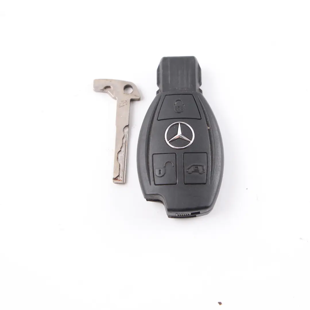 OM646.982 150HP Engine Module ECU Kit Key Lock to Mercedes Vito W639 with Part number A6461532491 Mercedes Vito W639 OM646.982 150HP Engine Module ECU Kit Key Lock - SKU A6461532491-1 - Part number A6461532491