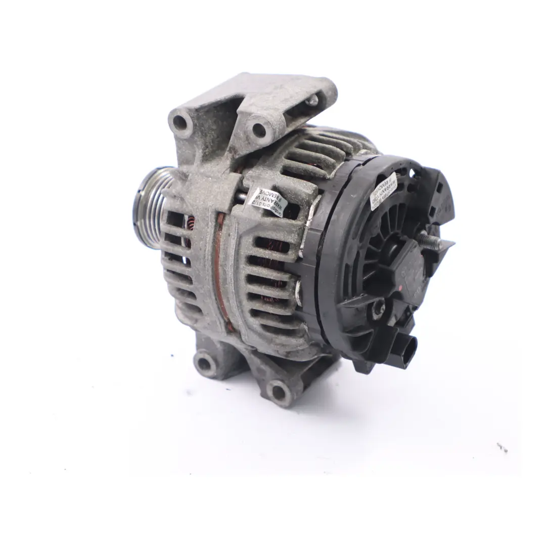 OM646 Alternator do Mercedes Sprinter W906 o numerze A6461540002 Mercedes Sprinter W906 OM646 Alternator - SKU A6461540002 - Numer Części A6461540002