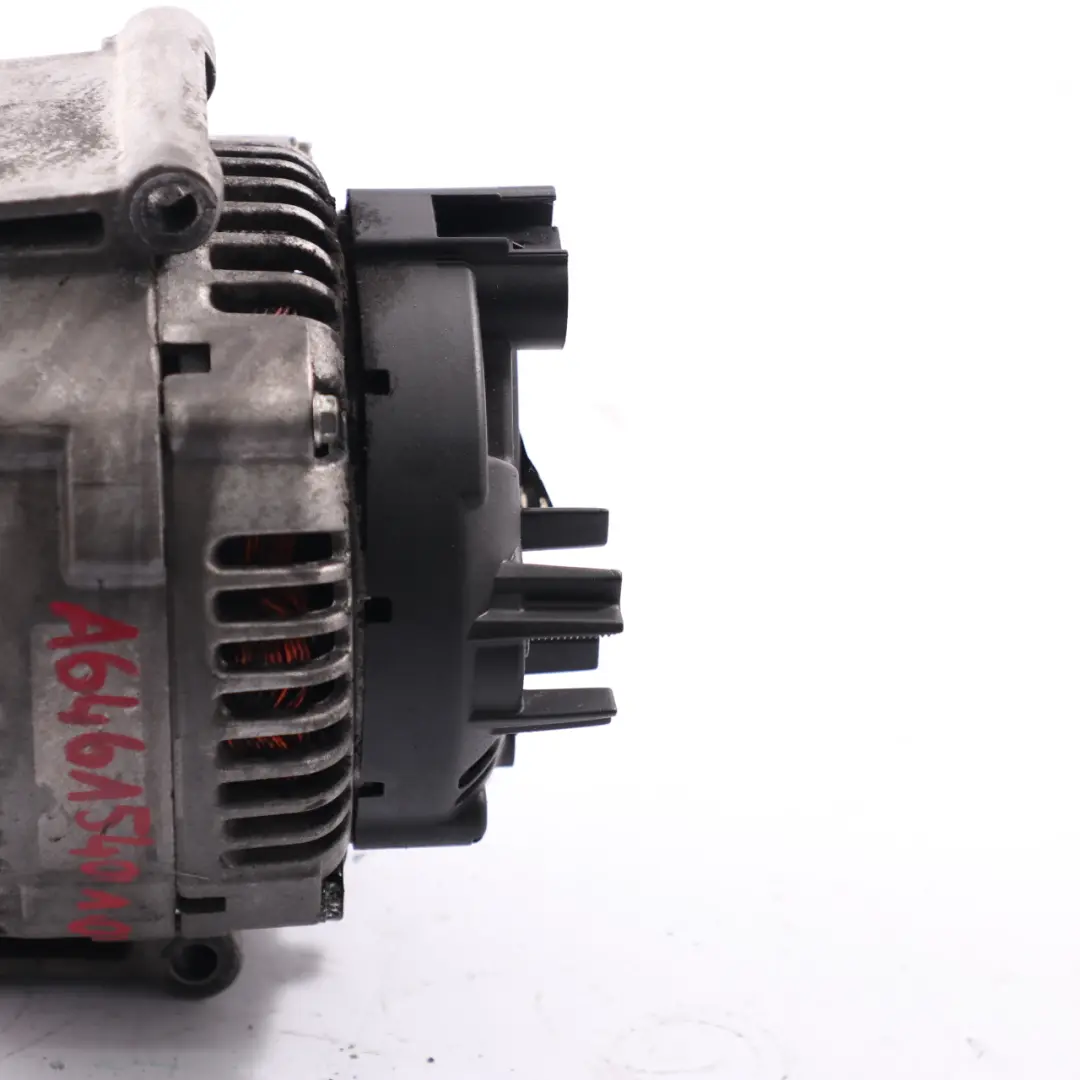 Alternateur Générateur Mercedes W639 Sprinter W906 Moteur Diesel pour à propos du numéro de pièce A6461540102 Alternateur Générateur Mercedes W639 Sprinter W906 Moteur Diesel - SKU A6461540102-1 - Numéro de pièce A6461540102