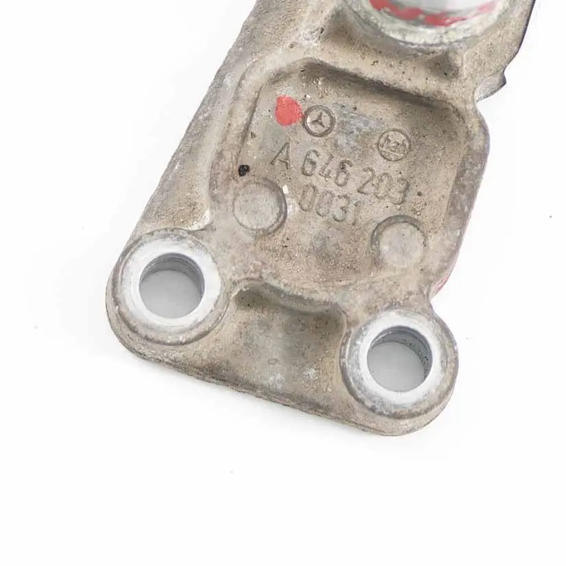 Króciec Pompy Wody OM646 do Mercedes Vito W639 o numerze A6462030031 Mercedes Vito W639 Króciec Pompy Wody OM646 - SKU A6462030031 - Numer Części A6462030031