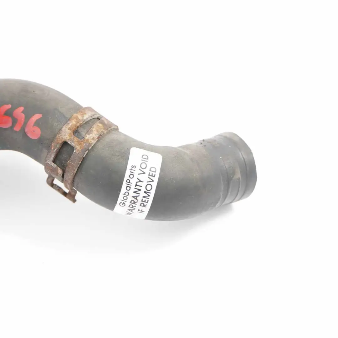 OM646 Intercambiador Calor Agua Refrigerante Tuberia para Mercedes W639 con número de pieza A6462030282 Mercedes W639 OM646 Intercambiador Calor Agua Refrigerante Tuberia - SKU A6462030282 - Número de pieza A6462030282