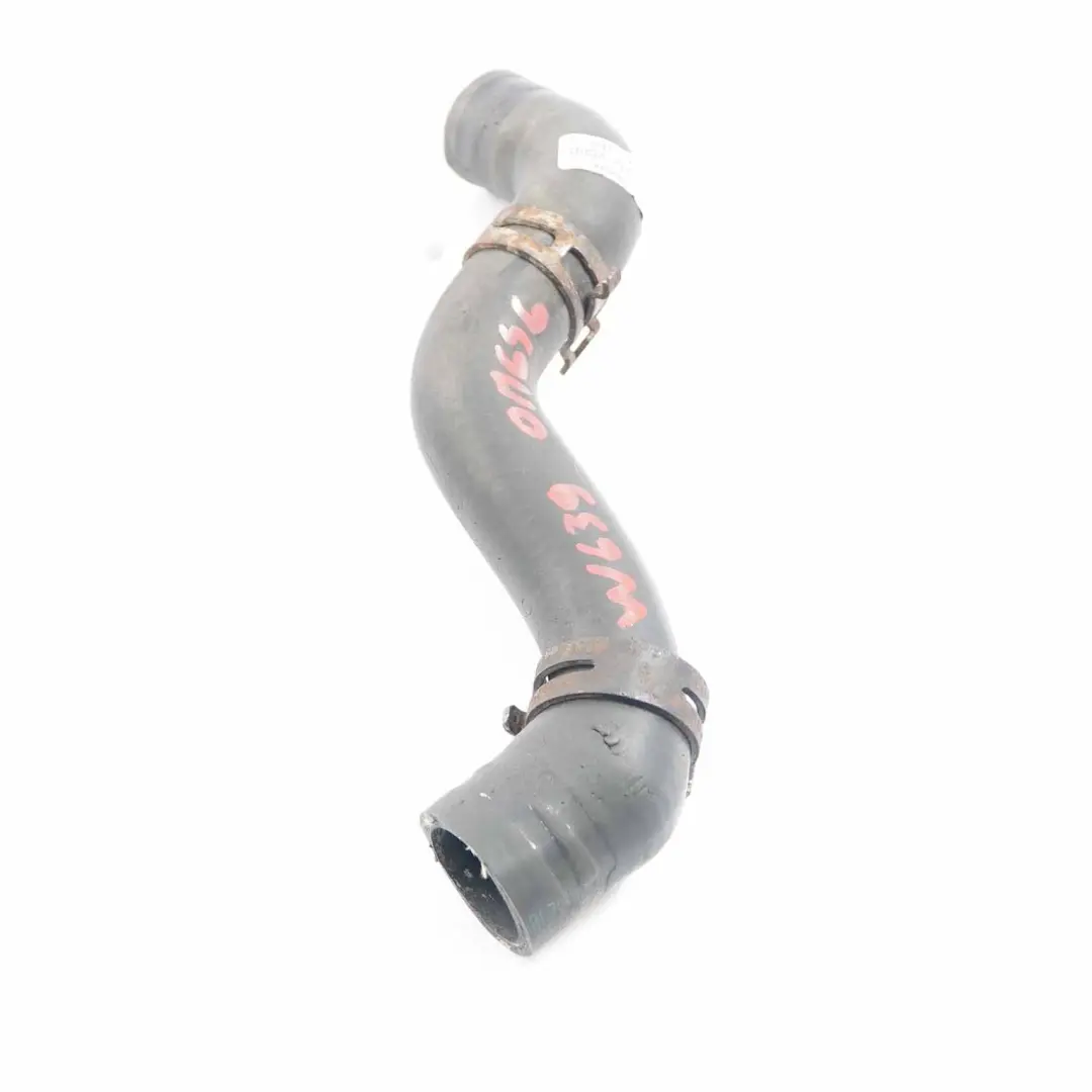 Mercedes W639 OM646 Echangeur de Chaleur Tuyau d'Eau Refroidissement - SKU A6462030282 - Numéro de pièce A6462030282