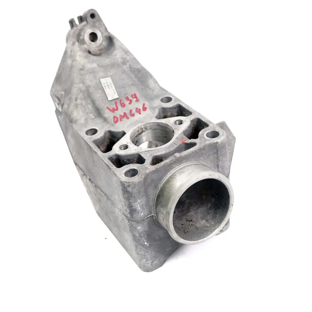  Mercedes-Benz Vito W639 OM646 Soporte Motor Diesel Izquierdo - SKU A6462230004 - Número de pieza A6462230004