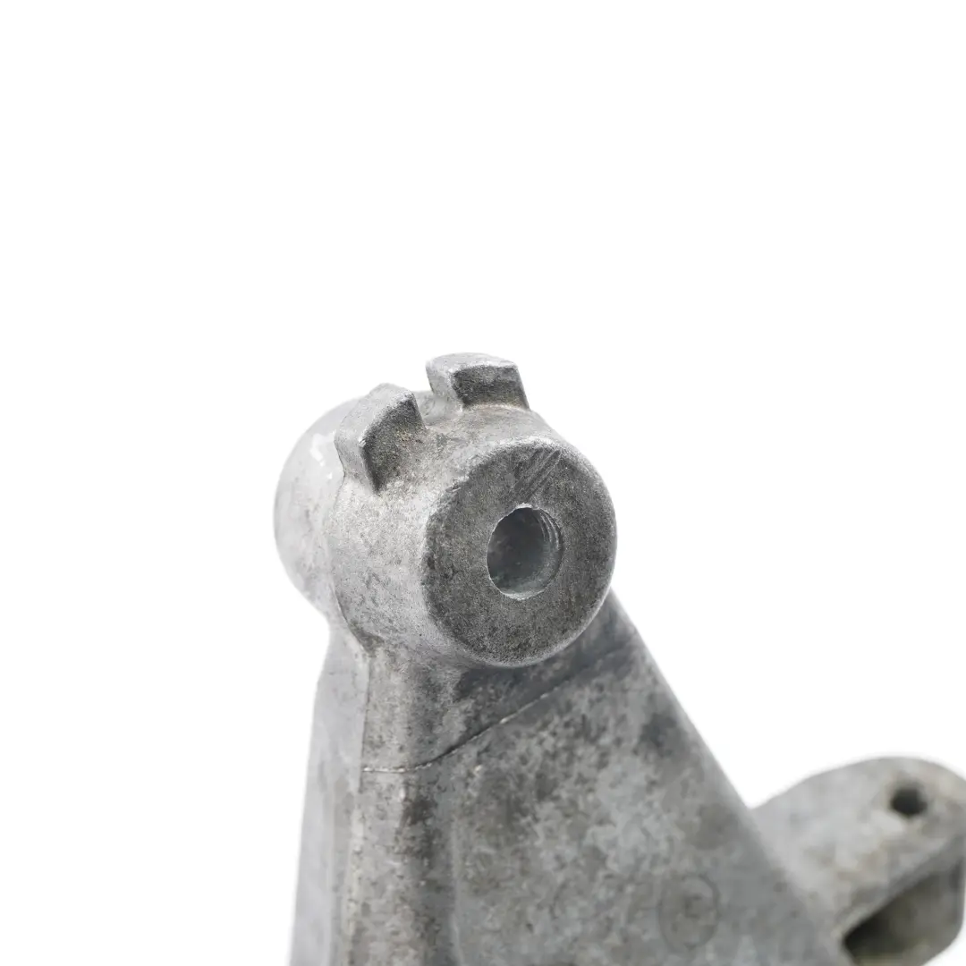 Soporte Motor Diesel OM646 Derecho para Mercedes Sprinter W906 con número de pieza A6462230304 Mercedes Sprinter W906 Soporte Motor Diesel OM646 Derecho - SKU A6462230304 - Número de pieza A6462230304