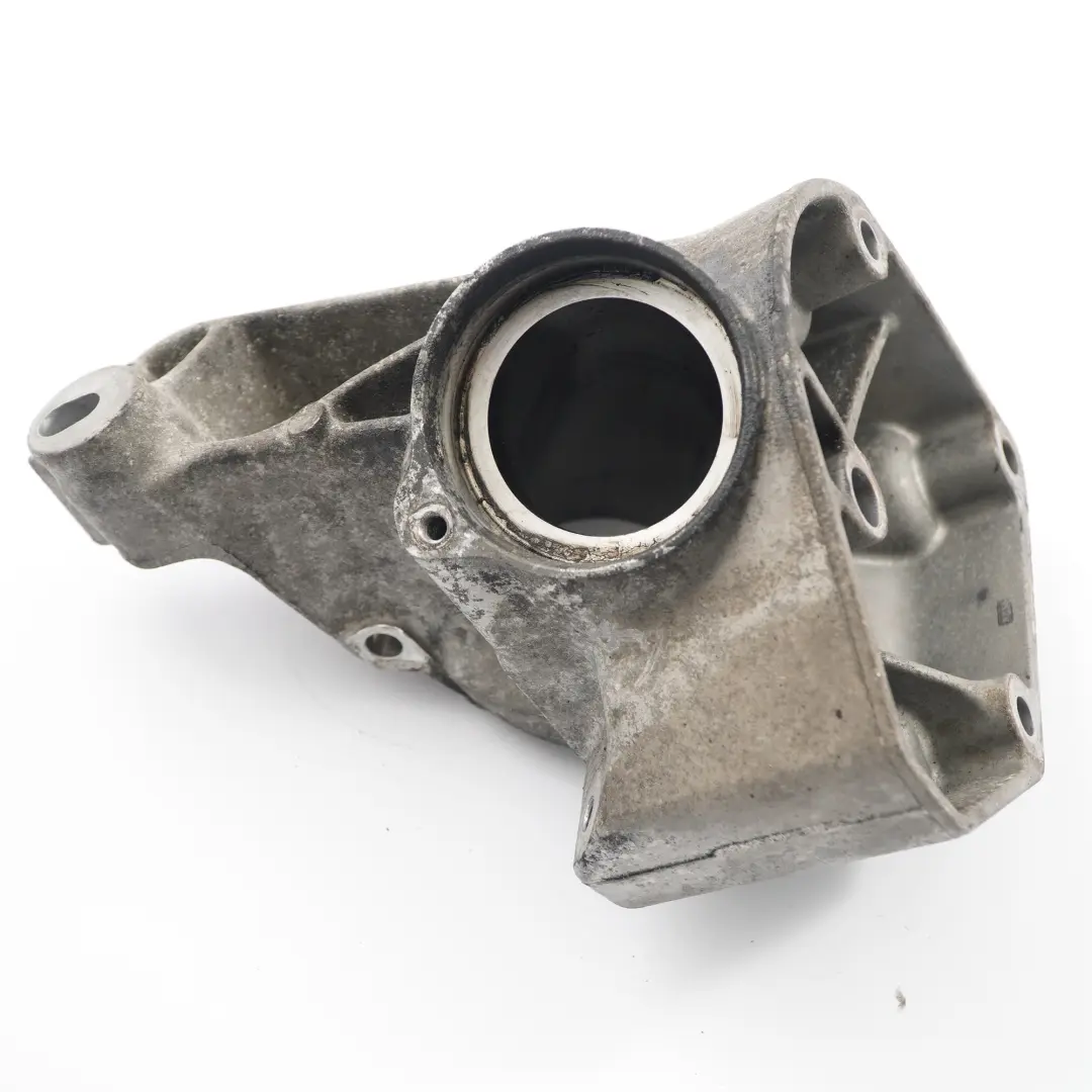 OM646 Wspornik Łapa Silnika Lewa do Mercedes W211 Diesel o numerze A6462230504 Mercedes W211 Diesel OM646 Wspornik Łapa Silnika Lewa - SKU A6462230504 - Numer Części A6462230504