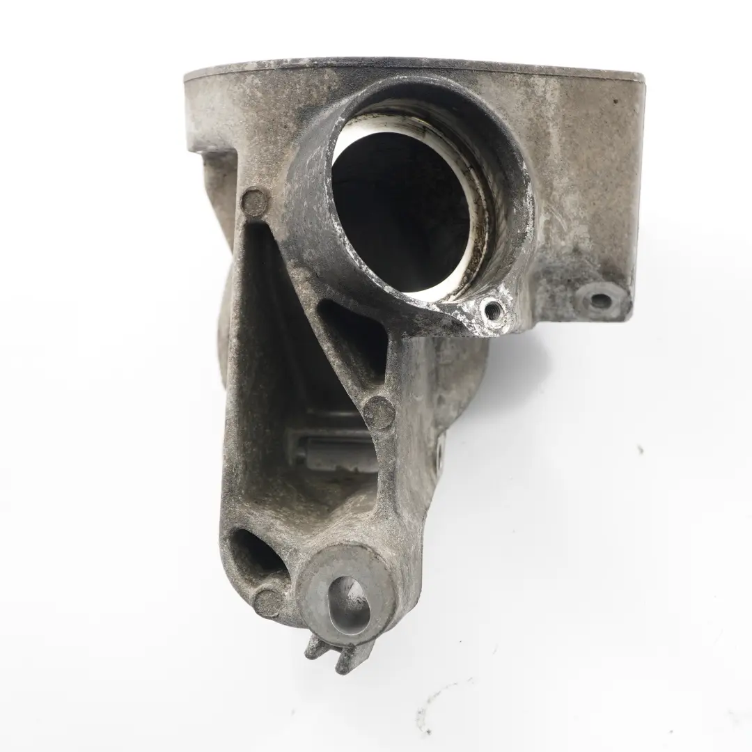 Carrier Mercedes W211 Diesel OM646 Soporte Motor Izquierdo para con número de pieza A6462230504 Carrier Mercedes W211 Diesel OM646 Soporte Motor Izquierdo - SKU A6462230504 - Número de pieza A6462230504