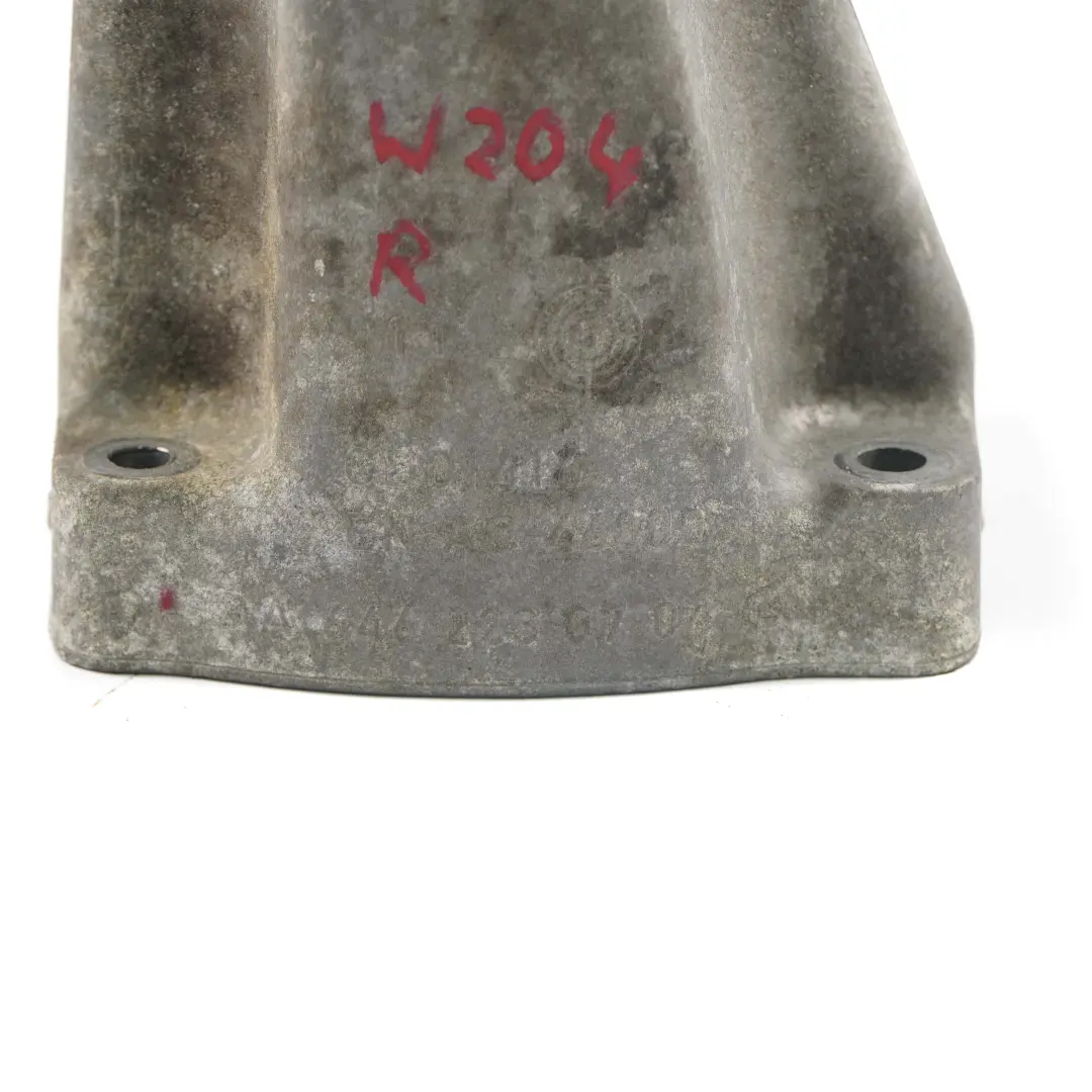 Mercedes-Benz W204 OM646 Diesel Motorlager Halterung Halter Rechts für mit Teilenummer A6462230704 Mercedes-Benz W204 OM646 Diesel Motorlager Halterung Halter Rechts - SKU A6462230704 - Teilenummer A6462230704
