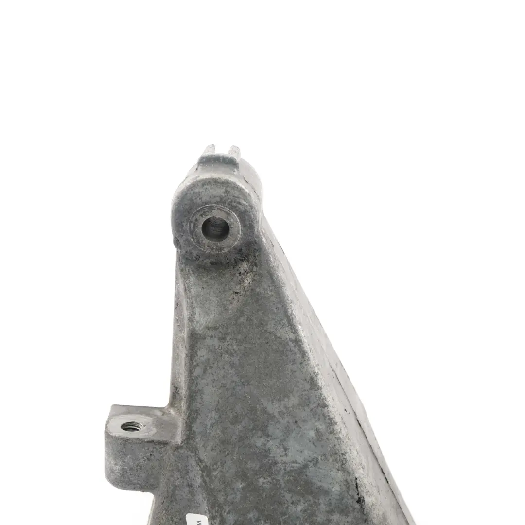 Mercedes Vito W639 OM646 Diesel Engine Mount Bracket Right O/S A6462230204 - SKU A6462230804 - Part number A6462230804