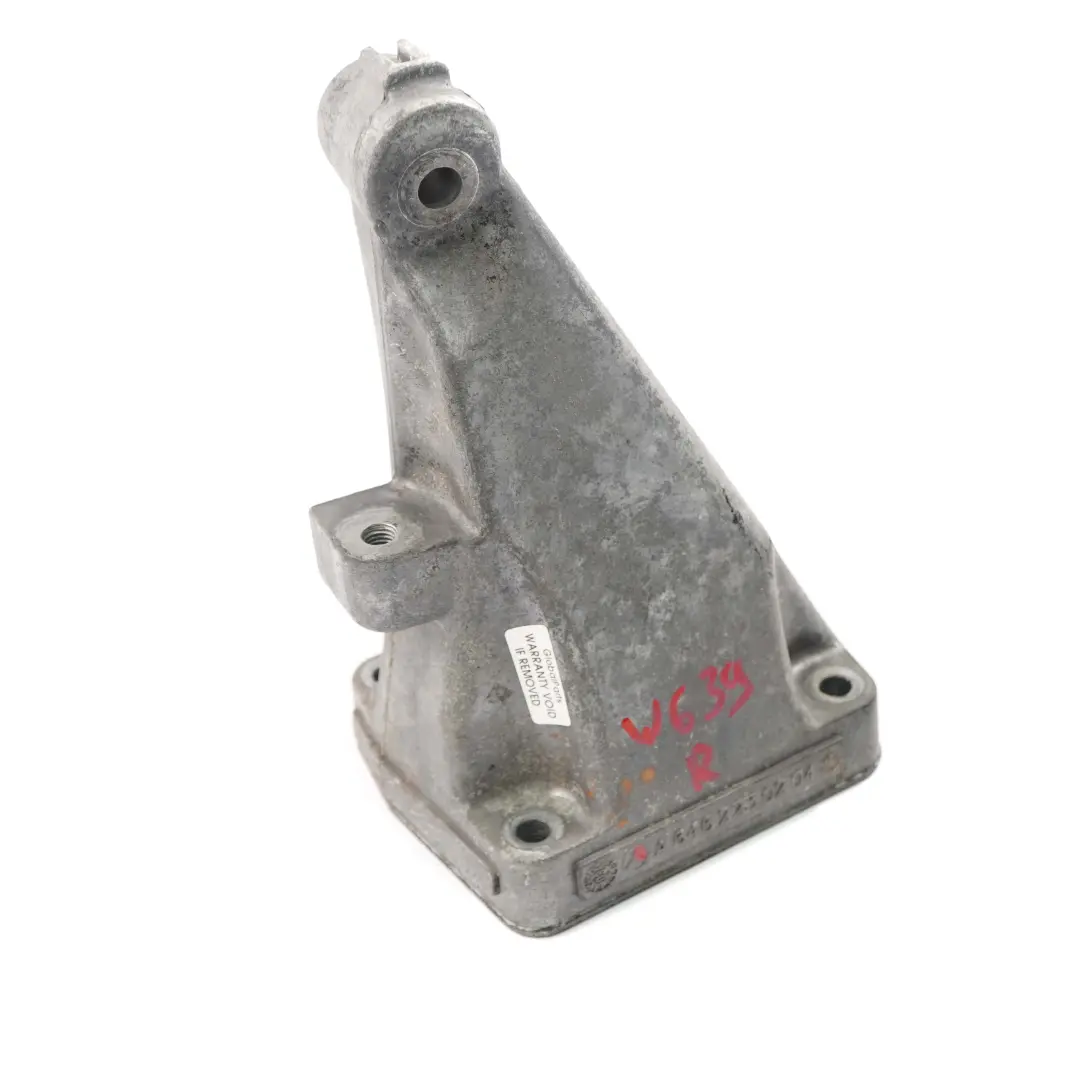 Mercedes W639 OM646 Support de Moteur Diesel Droit A6462230204 - SKU A6462230804 - Numéro de pièce A6462230804
