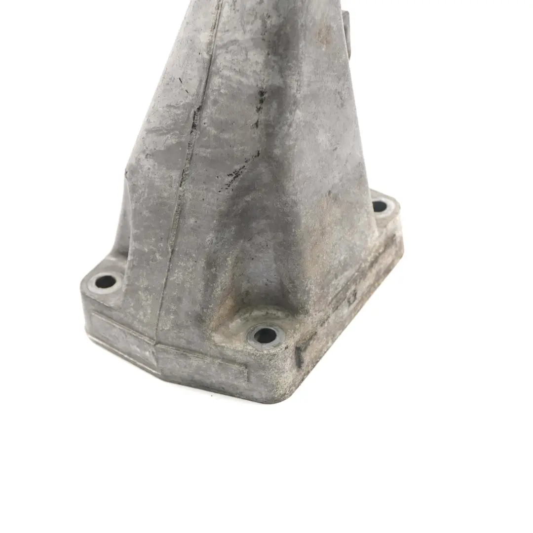 Mercedes W639 OM646 Staffa Montaggio Motore Diesel Destra A6462230204 - SKU A6462230804 - Numero di parte A6462230804