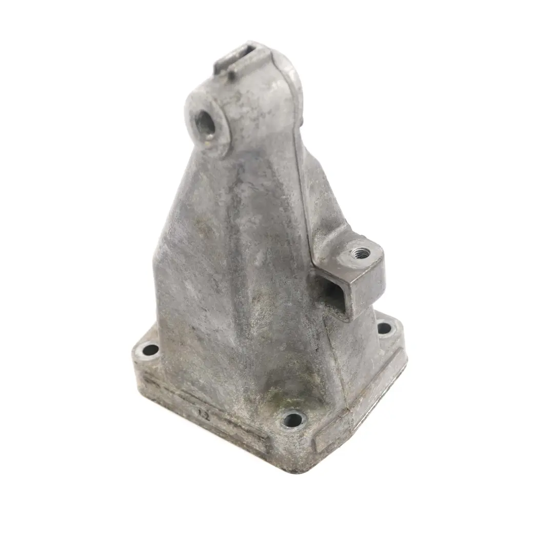 Mercedes W639 OM646 Staffa Montaggio Motore Diesel Destra A6462230204 - SKU A6462230804 - Numero di parte A6462230804