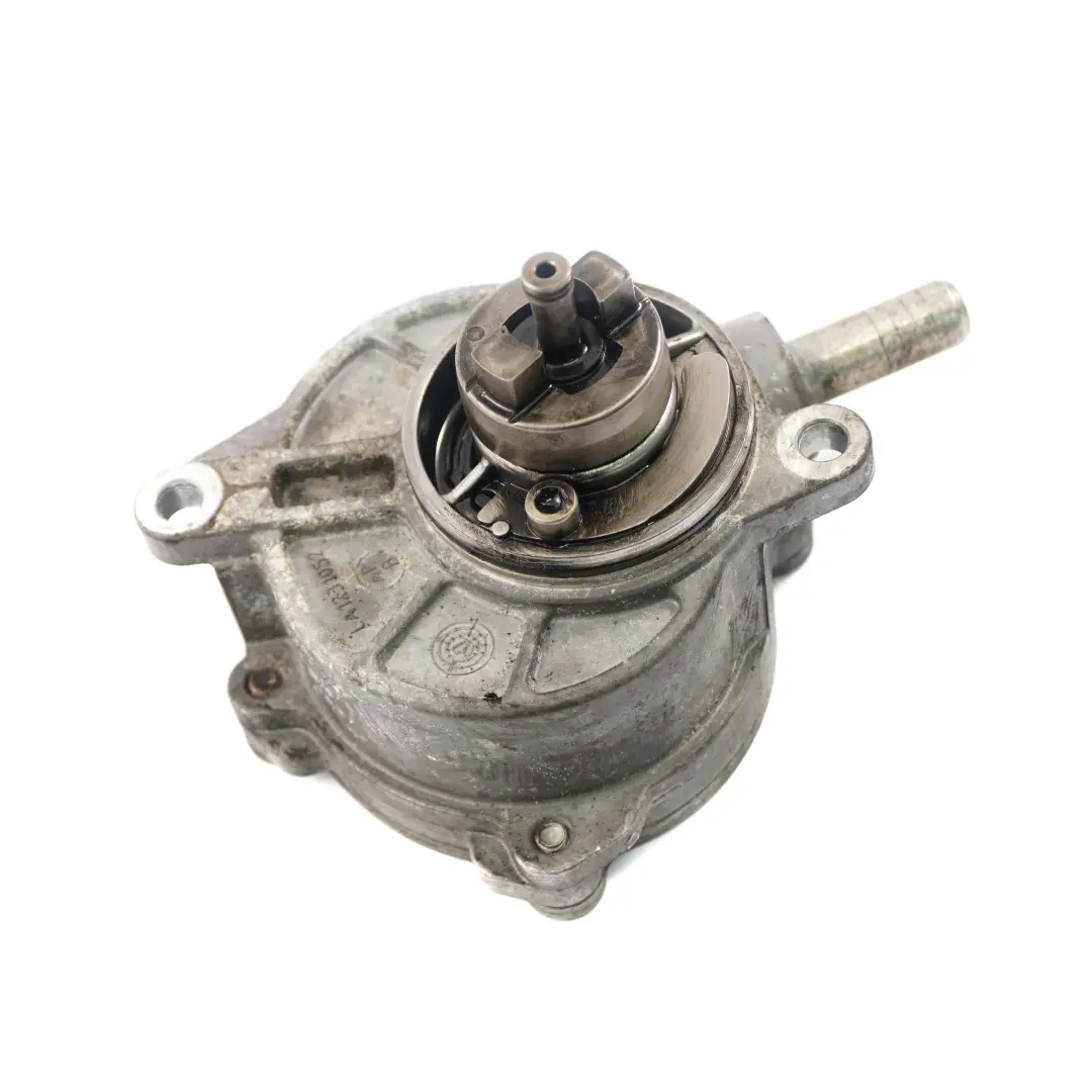 Mercedes-Benz W203 W211 W639 OM646 Diesel Depressione Pompa da Vuoto per con numero di parte A6462300165 Mercedes-Benz W203 W211 W639 OM646 Diesel Depressione Pompa da Vuoto - SKU A6462300165 - Numero di parte A6462300165