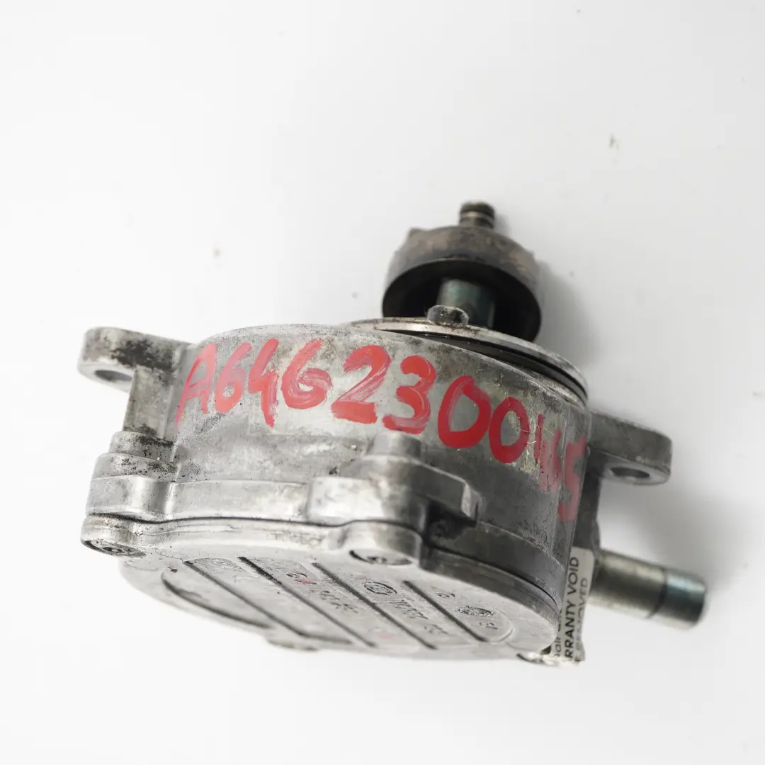  Pompe à vide pour moteur diesel Mercedes W211 OM646 - SKU A6462300265 - Numéro de pièce A6462300265