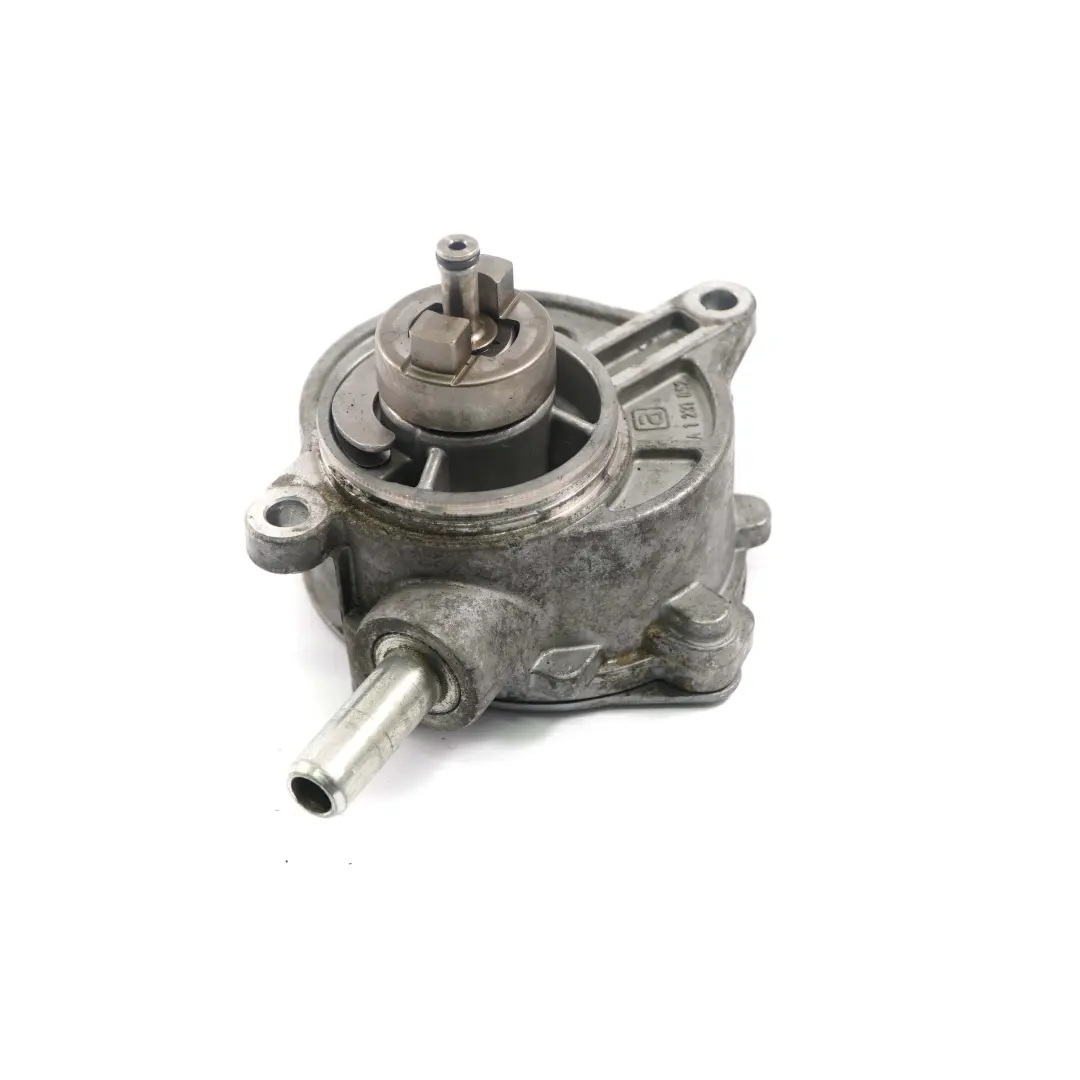 OM646 Diesel Engine Vacuum Pump to Mercedes W203 W211 Vito W639 with Part number A6462300365 Mercedes W203 W211 Vito W639 OM646 Diesel Engine Vacuum Pump - SKU A6462300365 - Part number A6462300365