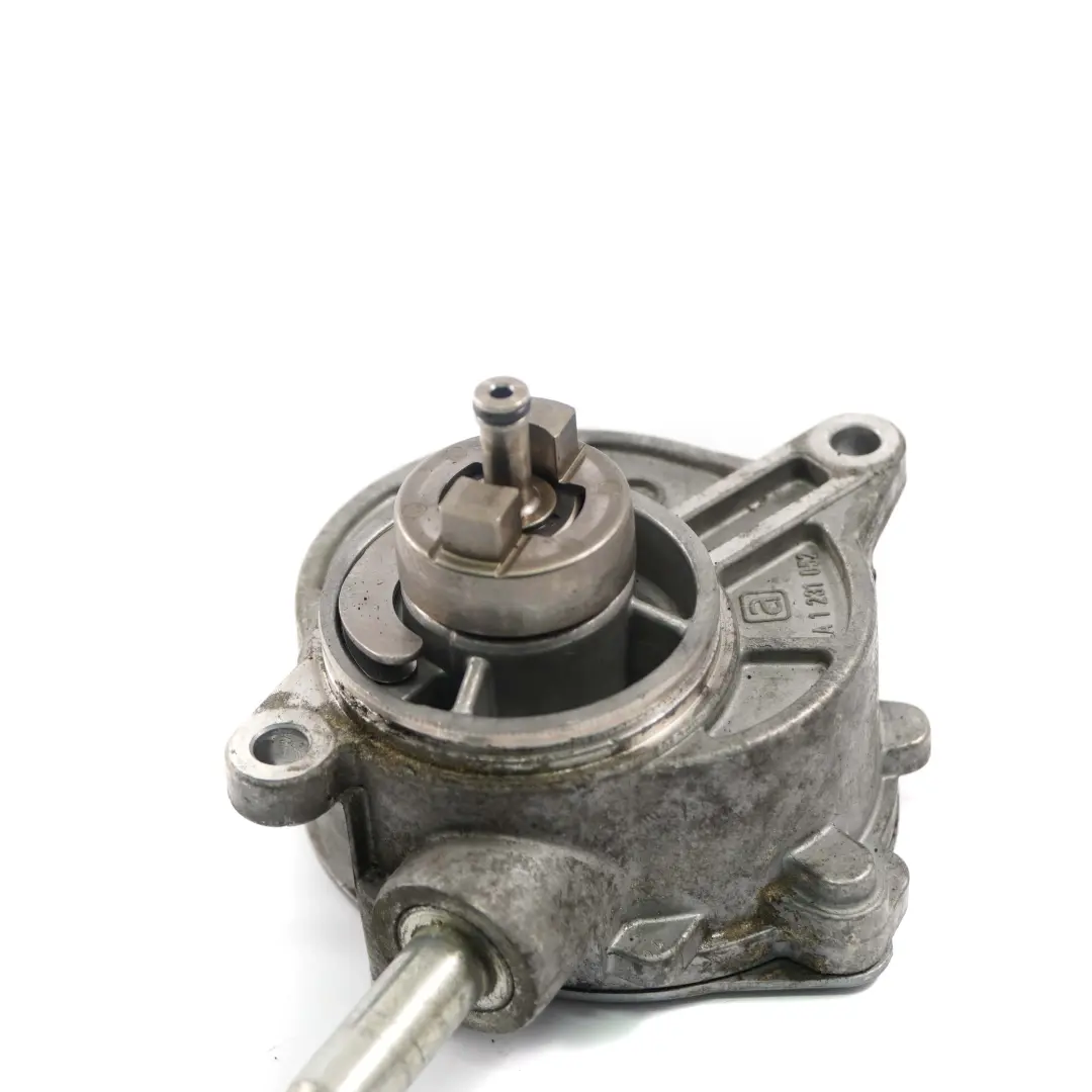 Mercedes W203 W211 Vito W639 OM646 Motore Diesel Pompa Vuoto - SKU A6462300365 - Numero di parte A6462300365