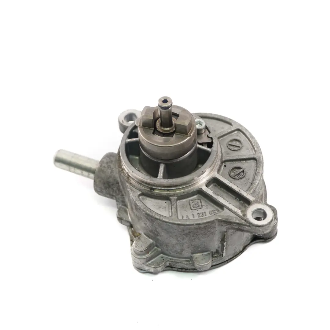Mercedes W203 W211 Vito W639 OM646 Motore Diesel Pompa Vuoto - SKU A6462300365 - Numero di parte A6462300365