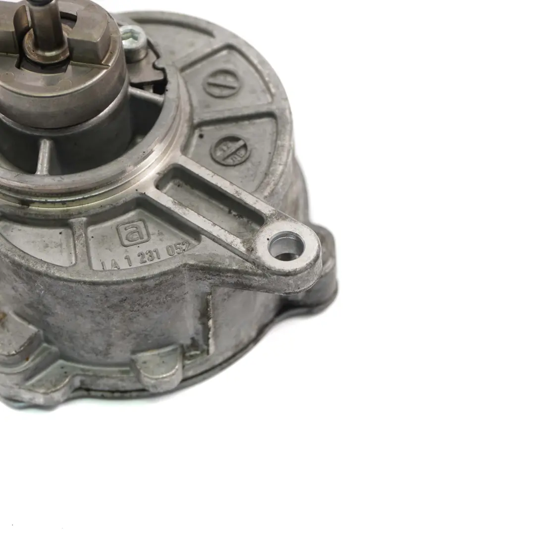 Mercedes W203 W211 Vito W639 OM646 Motore Diesel Pompa Vuoto - SKU A6462300365 - Numero di parte A6462300365