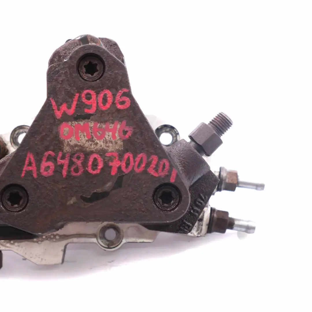 OM646 Iniezione Pompa A6460700201 per Mercedes Vito W639 W906 con numero di parte A6480700201 Mercedes Vito W639 W906 OM646 Iniezione Pompa A6460700201 - SKU A6480700201 - Numero di parte A6480700201
