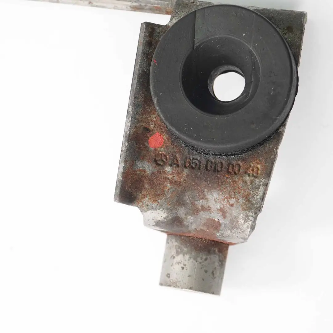 Support Moteur Mercedes W204 W212 Support Moteur Couvercle pour à propos du numéro de pièce A6510100040 Support Moteur Mercedes W204 W212 Support Moteur Couvercle - SKU A6510100040 - Numéro de pièce A6510100040