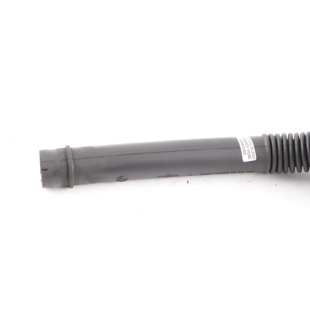 Mercedes W639 Diesel Collo rifornimento olio Testa del cilindro Tappo del tubo - SKU A6510100069 - Numero di parte A6510100069