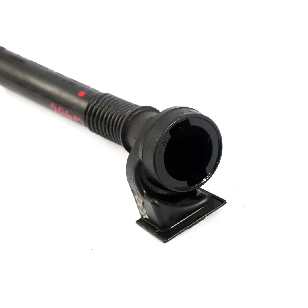 Collier remplissage d'huile Mercedes W906 Sprinter OM651 Tube pour à propos du numéro de pièce A6510100169 Collier remplissage d'huile Mercedes W906 Sprinter OM651 Tube - SKU A6510100169 - Numéro de pièce A6510100169