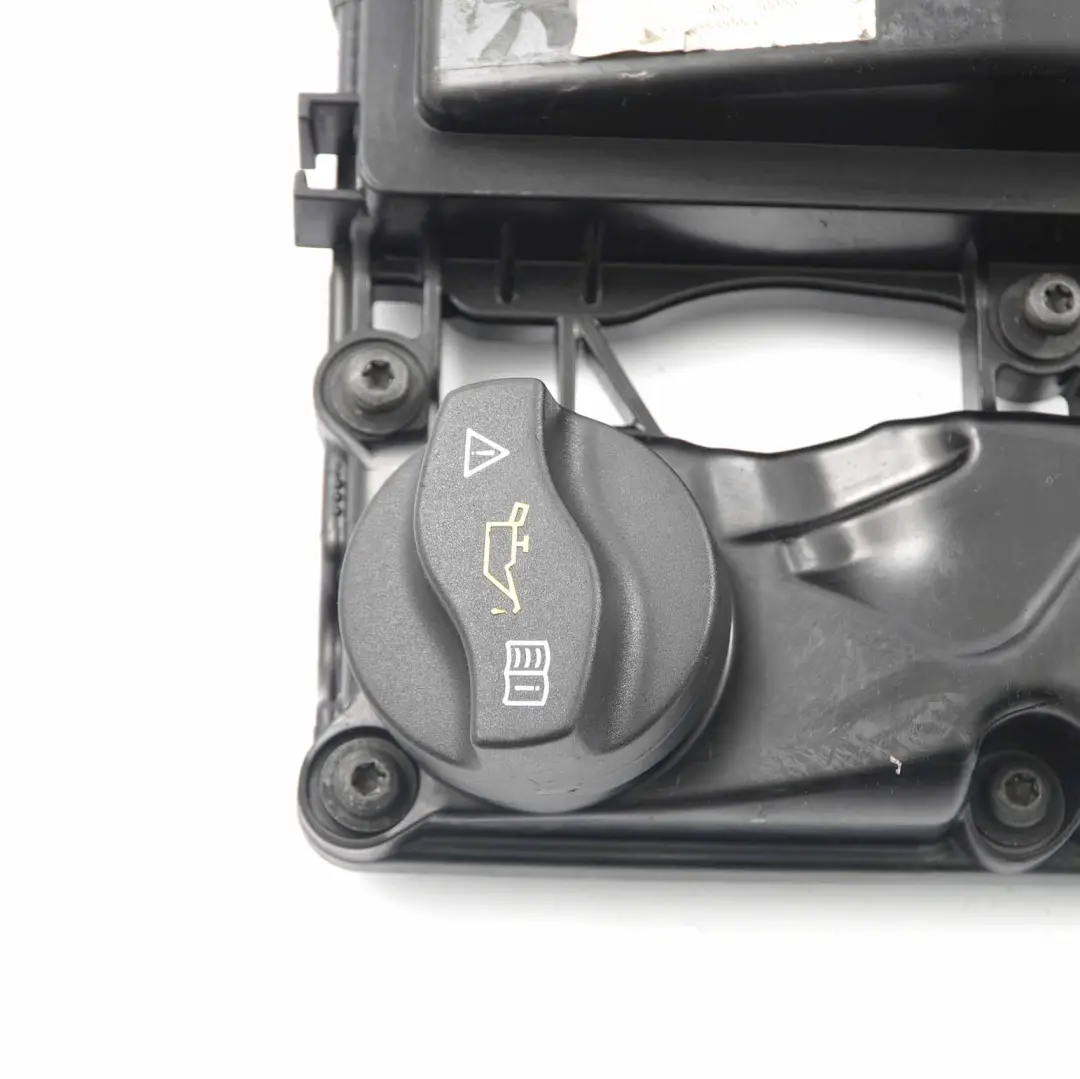 Mercedes W639 W906 Diesel OM651 Couvercle moteur Tête Panneau bascul - SKU A6510100230 - Numéro de pièce A6510100230