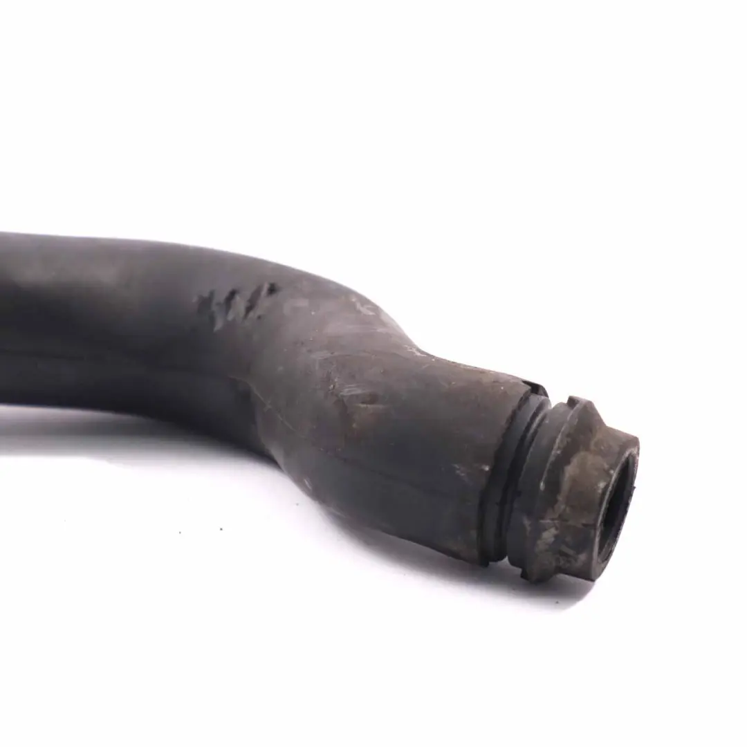 OM651 Vent Pipe Cylinder Head Breather Line Hose to Mercedes Vito W639 with Part number A6510100382 Mercedes Vito W639 OM651 Vent Pipe Cylinder Head Breather Line Hose - SKU A6510100382 - Part number A6510100382