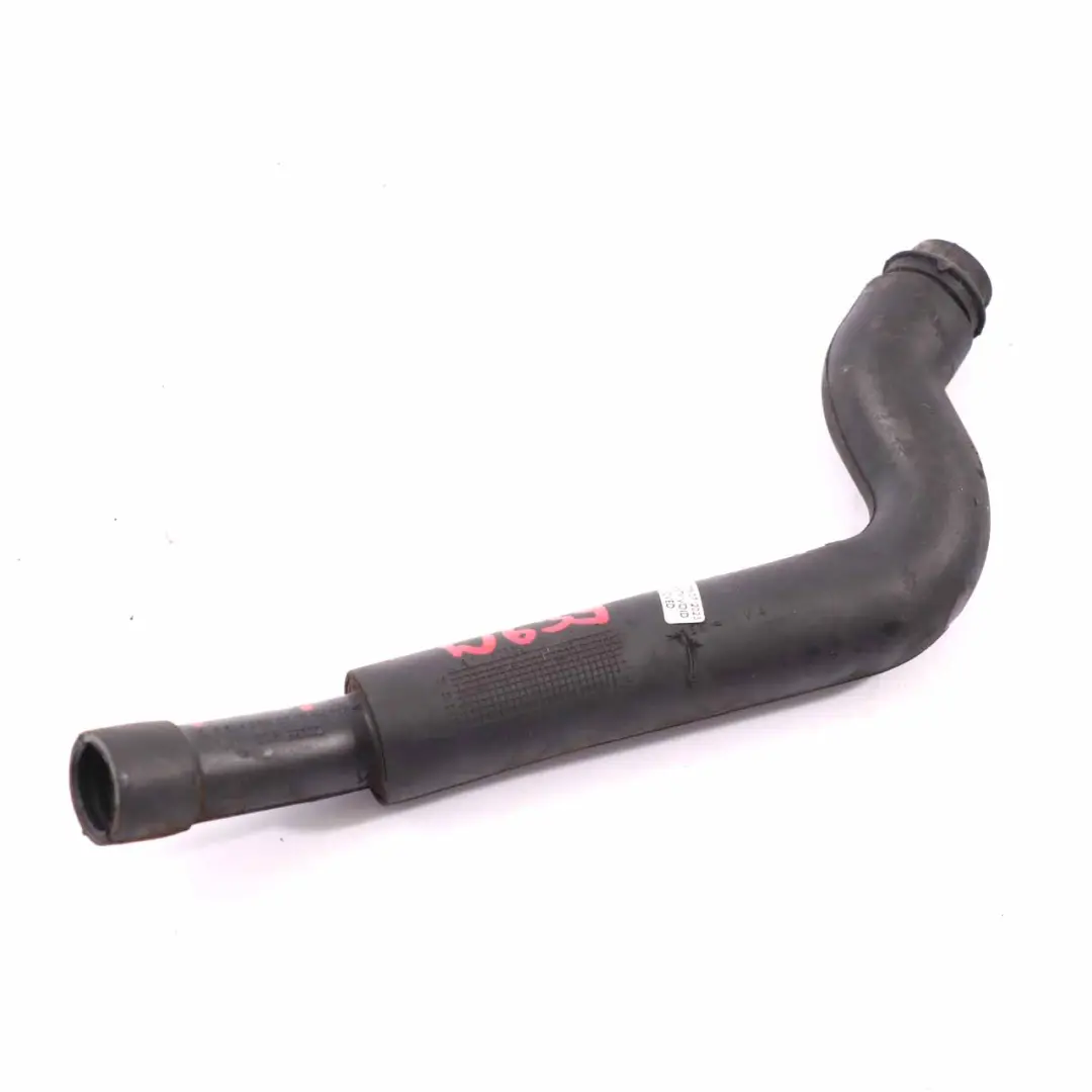 OM651 Tuyau d'évent de la culasse pour Mercedes Vito W639 à propos du numéro de pièce A6510100382 Mercedes Vito W639 OM651 Tuyau d'évent de la culasse - SKU A6510100382 - Numéro de pièce A6510100382