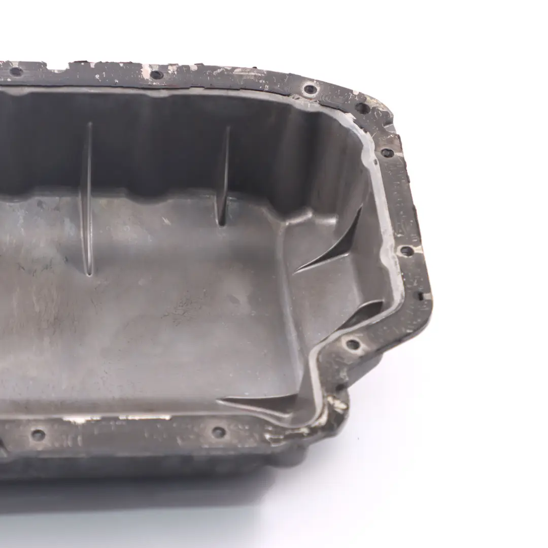 OM651 Diesel Engine Oil Sump Pan A6510142102 to Mercedes Vito W639 with Part number A6510100413 Mercedes Vito W639 OM651 Diesel Engine Oil Sump Pan A6510142102 - SKU A6510100413 - Part number A6510100413