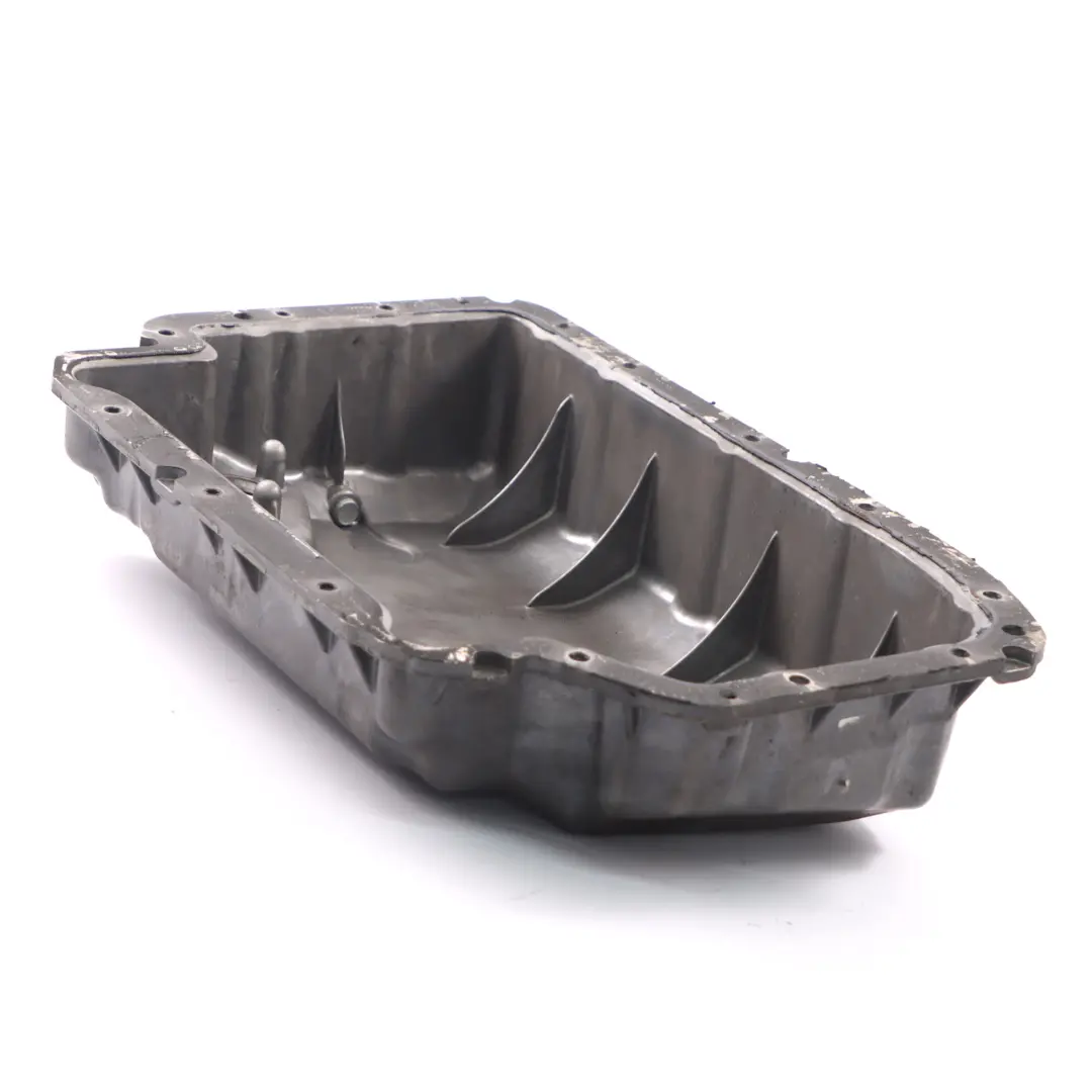 OM651 Diesel Engine Oil Sump Pan A6510142102 to Mercedes Vito W639 with Part number A6510100413 Mercedes Vito W639 OM651 Diesel Engine Oil Sump Pan A6510142102 - SKU A6510100413 - Part number A6510100413