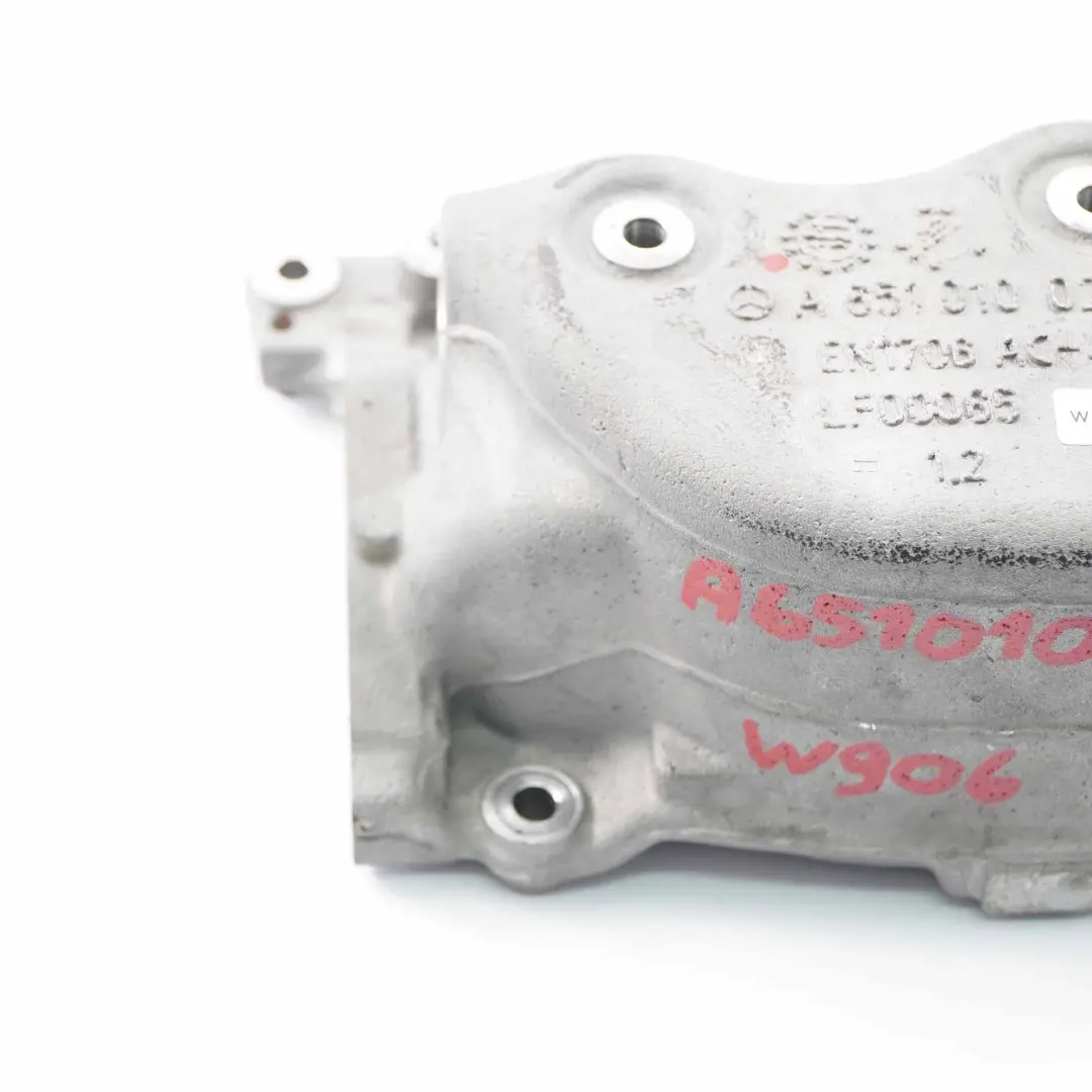 OM651.955 Tapa Cadena Diesel A6510100217 para Mercedes Sprinter W906 con número de pieza A6510100517 Mercedes Sprinter W906 OM651.955 Tapa Cadena Diesel A6510100217 - SKU A6510100517 - Número de pieza A6510100517