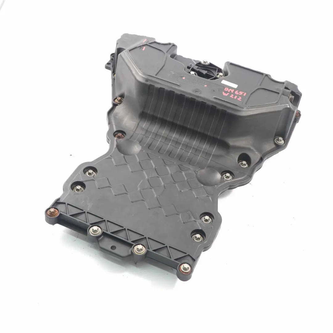 OM651 Diesel Engine Plastic Oil Sump Pan to Mercedes W204 W212 with Part number A6510100528 Mercedes W204 W212 OM651 Diesel Engine Plastic Oil Sump Pan - SKU A6510100528 - Part number A6510100528