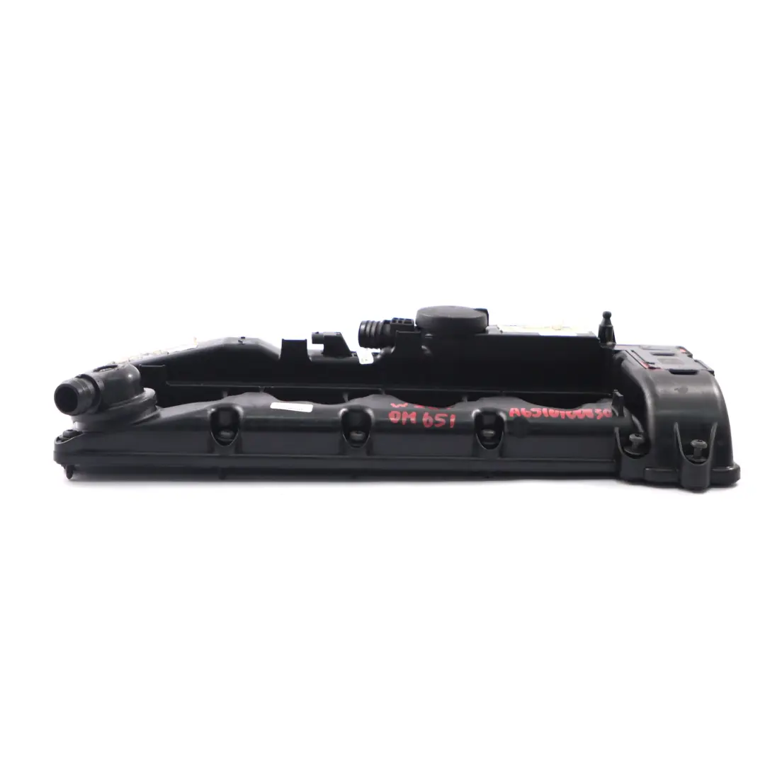 Cylinder Head Cover Mercedes W204 W906 OM651.955 Diesel Engine to with Part number A6510100830 Cylinder Head Cover Mercedes W204 W906 OM651.955 Diesel Engine - SKU A6510100830-1 - Part number A6510100830