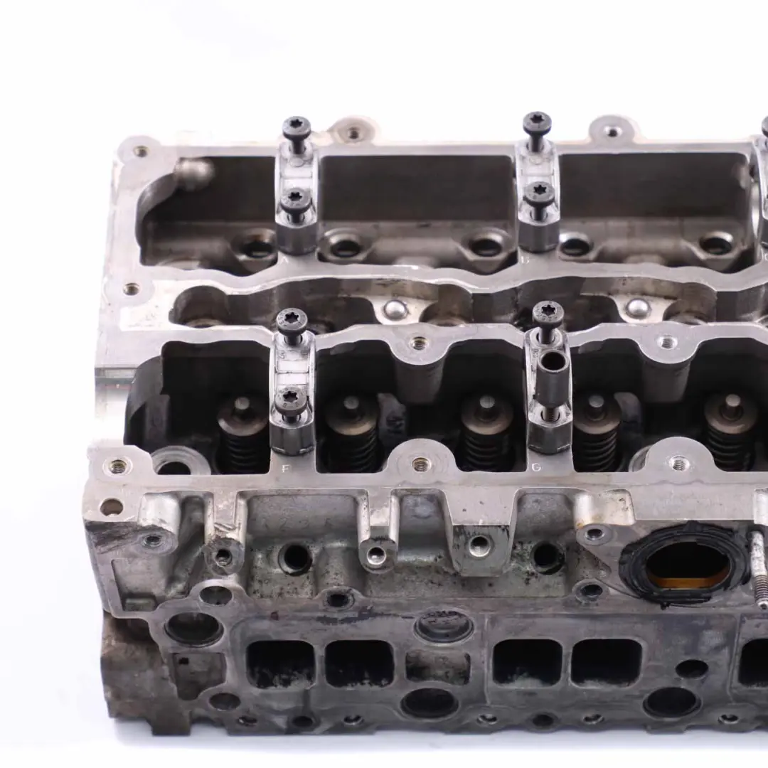 Culata Mercedes W906 OM651 Motor Diesel para con número de pieza A6510101120 Culata Mercedes W906 OM651 Motor Diesel - SKU A6510101120 - Número de pieza A6510101120