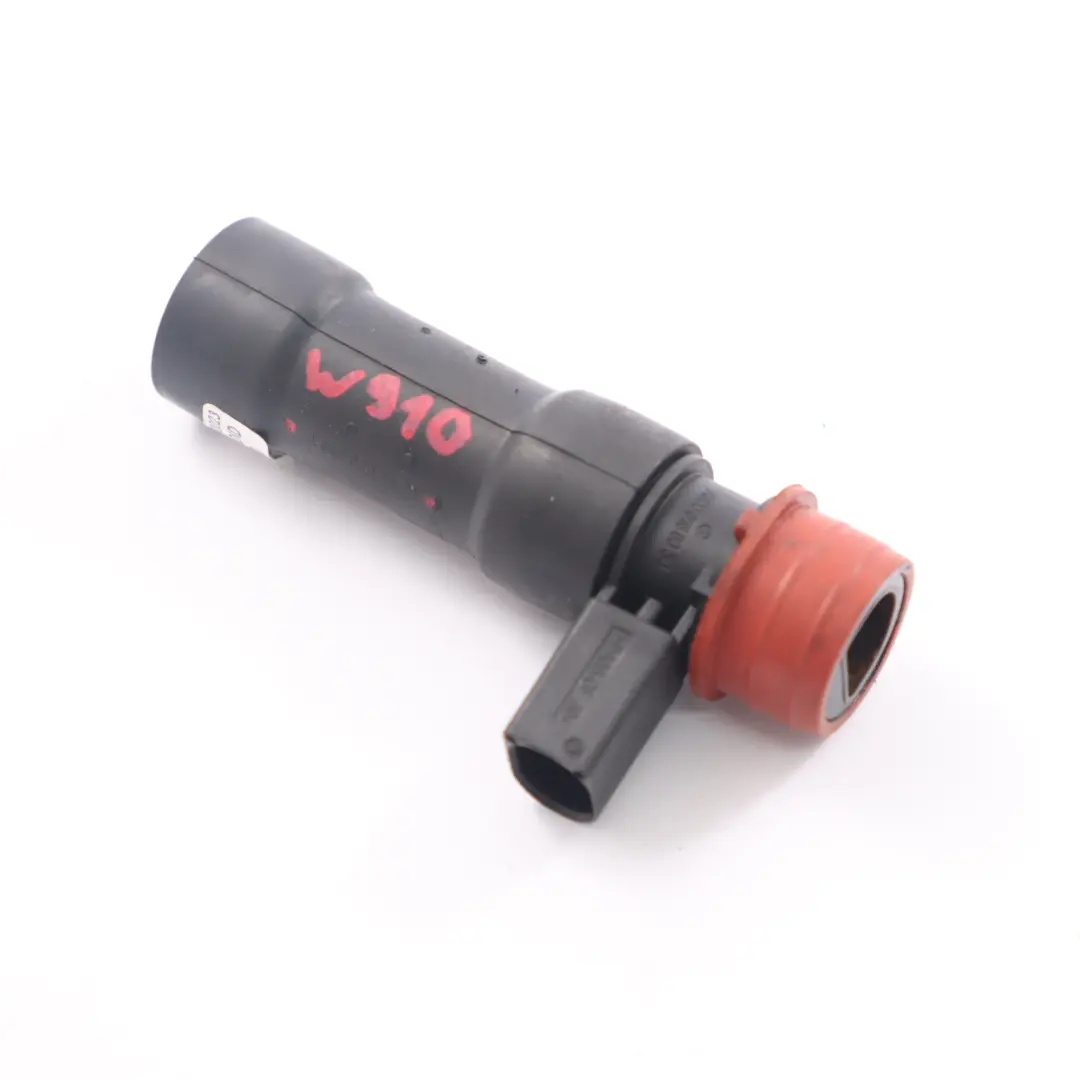 OM651 Tubo sfiato Testa cilindro flessibile sfiato per Mercedes W910 con numero di parte A6510101421 Mercedes W910 OM651 Tubo sfiato Testa cilindro flessibile sfiato - SKU A6510101421 - Numero di parte A6510101421
