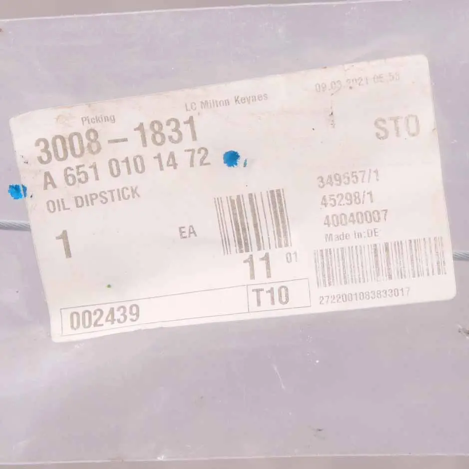 Oil Dipstick Mercedes W204 W212 OM651 Diesel Engine Level to with Part number A6510101472 Oil Dipstick Mercedes W204 W212 OM651 Diesel Engine Level - SKU A6510101472 - Part number A6510101472