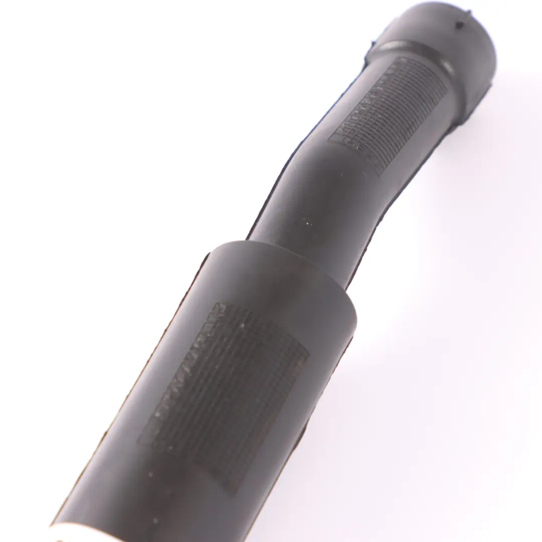 Vent Hose Mercedes Vito W447 Diesel OM651 Engine Breather Line to with Part number A6510101782 Vent Hose Mercedes Vito W447 Diesel OM651 Engine Breather Line - SKU A6510101782 - Part number A6510101782