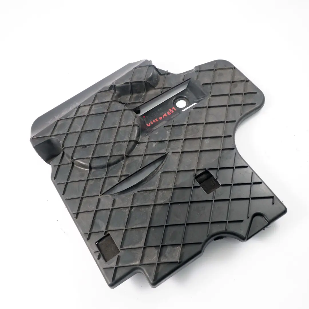 Coperchio anteriore motore Mercedes W212 Rivestimento della OM651 per con numero di parte A6510101867 Coperchio anteriore motore Mercedes W212 Rivestimento della OM651 - SKU A6510101867 - Numero di parte A6510101867