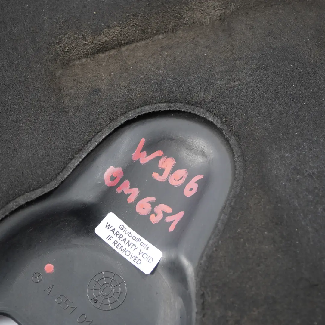 Coperchio Motore Mercedes W639 W906 OM651 Diesel Pannello Acustico per con numero di parte A6510102367 Coperchio Motore Mercedes W639 W906 OM651 Diesel Pannello Acustico - SKU A6510102367 - Numero di parte A6510102367