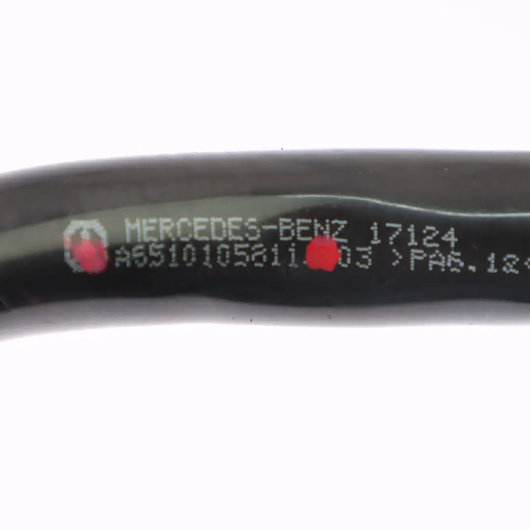 Tuyau d'aération Mercedes W205 Diesel OM651 Tube d'aération pour à propos du numéro de pièce A6510105811 Tuyau d'aération Mercedes W205 Diesel OM651 Tube d'aération - SKU A6510105811 - Numéro de pièce A6510105811