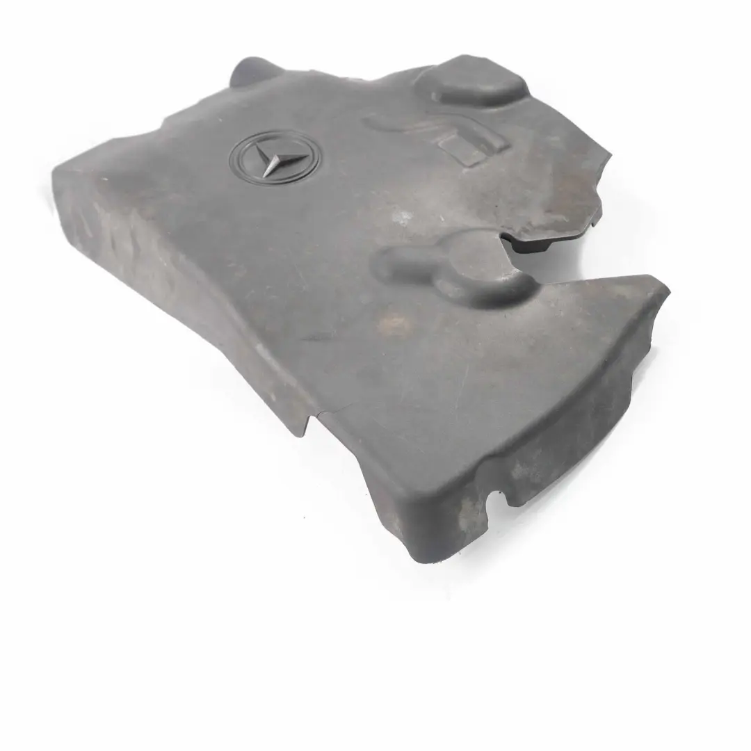 Capot moteur Mercedes W639 W906 OM651 Panneau acoustique Diesel Top pour à propos du numéro de pièce A6510106423 Capot moteur Mercedes W639 W906 OM651 Panneau acoustique Diesel Top - SKU A6510106423 - Numéro de pièce A6510106423